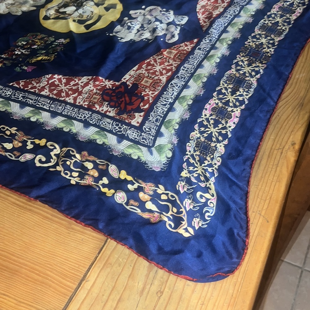 💯 SILK Extra Large Vintage Scarf Wrap - Picture 8 of 12